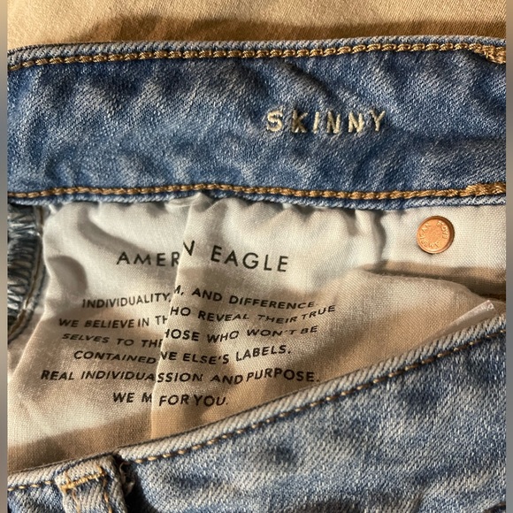 American Eagle Skinny Super Stretch Sz 8 Short - Picture 5 of 5